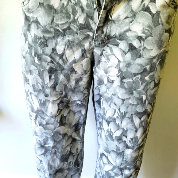 Michael Kors Wildflower Skinny Jeans Size 10 - Picture 5 of 12
